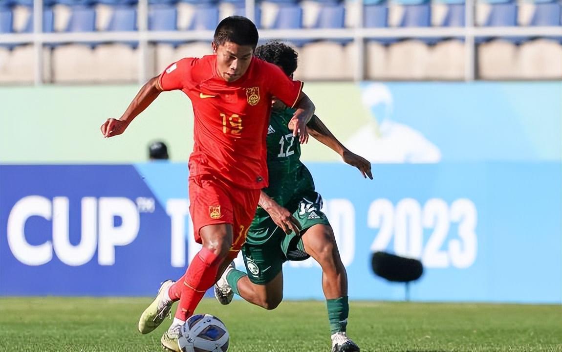 乐鱼leyu体育运营中心-穆斯卡特没看错人！连续两个赛季重点培养的上港新星，如今爆发