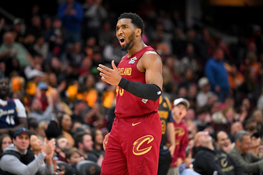 乐鱼leyu品牌-米切尔38+6哈登28+7 骑士战胜步行者喜迎连胜